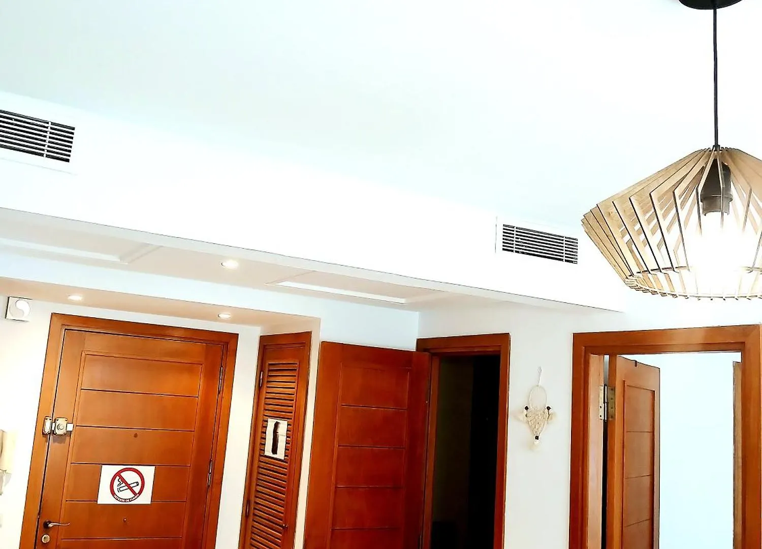 Studio Tres Haut Standing Avec Vue Degagee Tunis